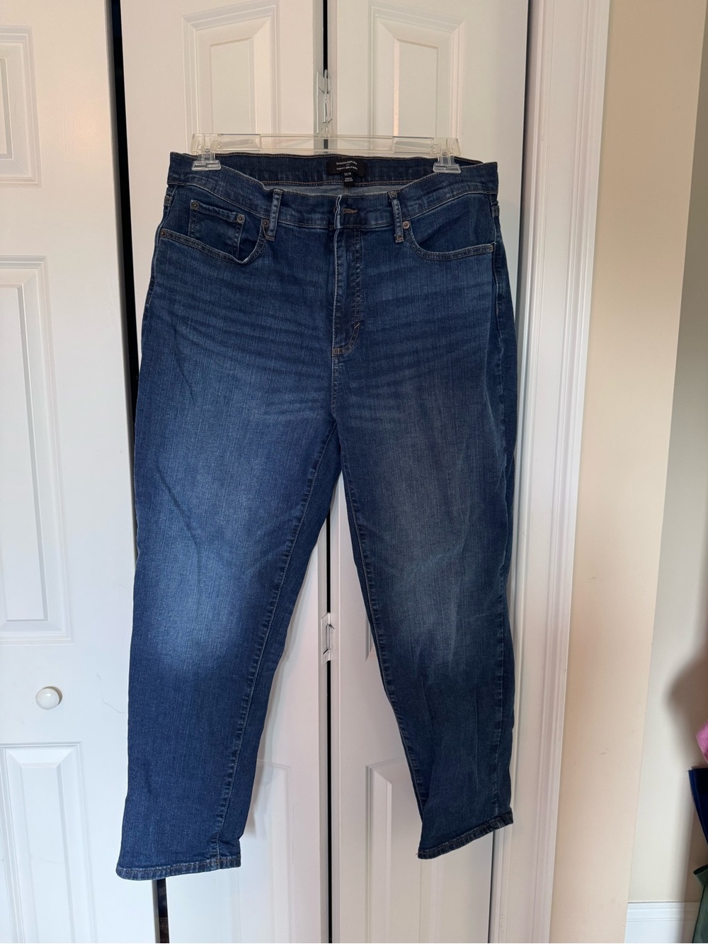 Banana Republic Women's Curvy Girlfriend Jeans in Dark Blue Wash